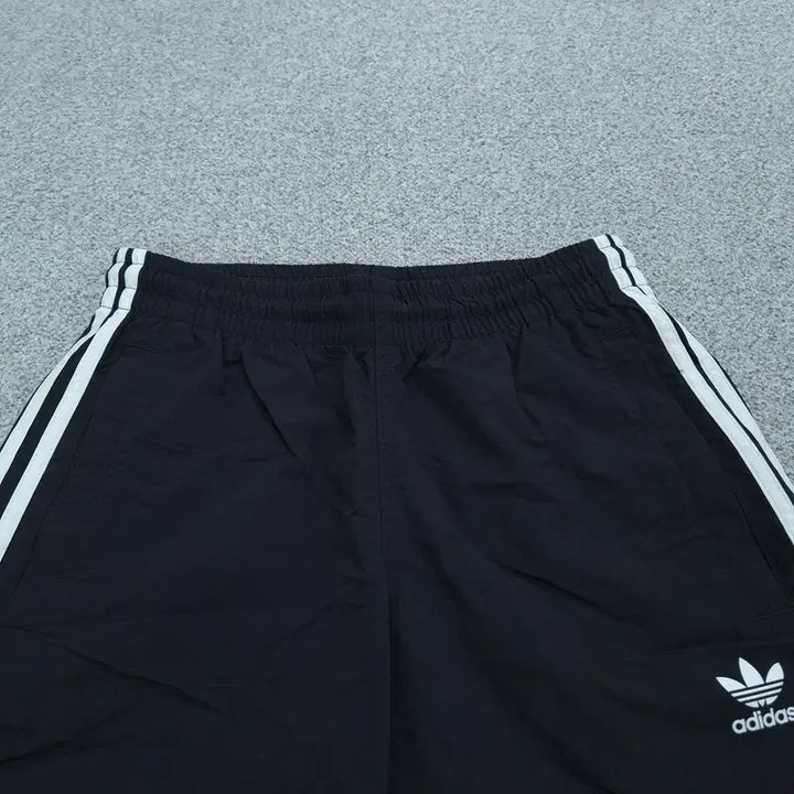[BUNJANG] Adidas Shorts (M) / M 아디다스 반바지 | C