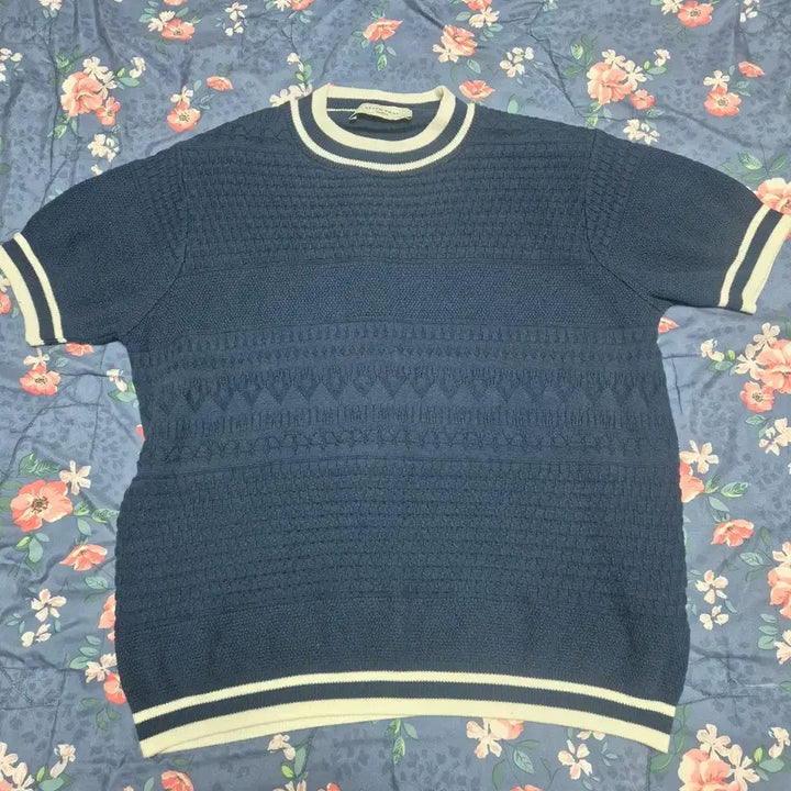 [BUNJANG] Afterpray Jacquard Stripe Rib Crewneck Half Knit Navy / [애프터프레이] 자카드 스트라이프 립 크루넥 하프 니트 네이비