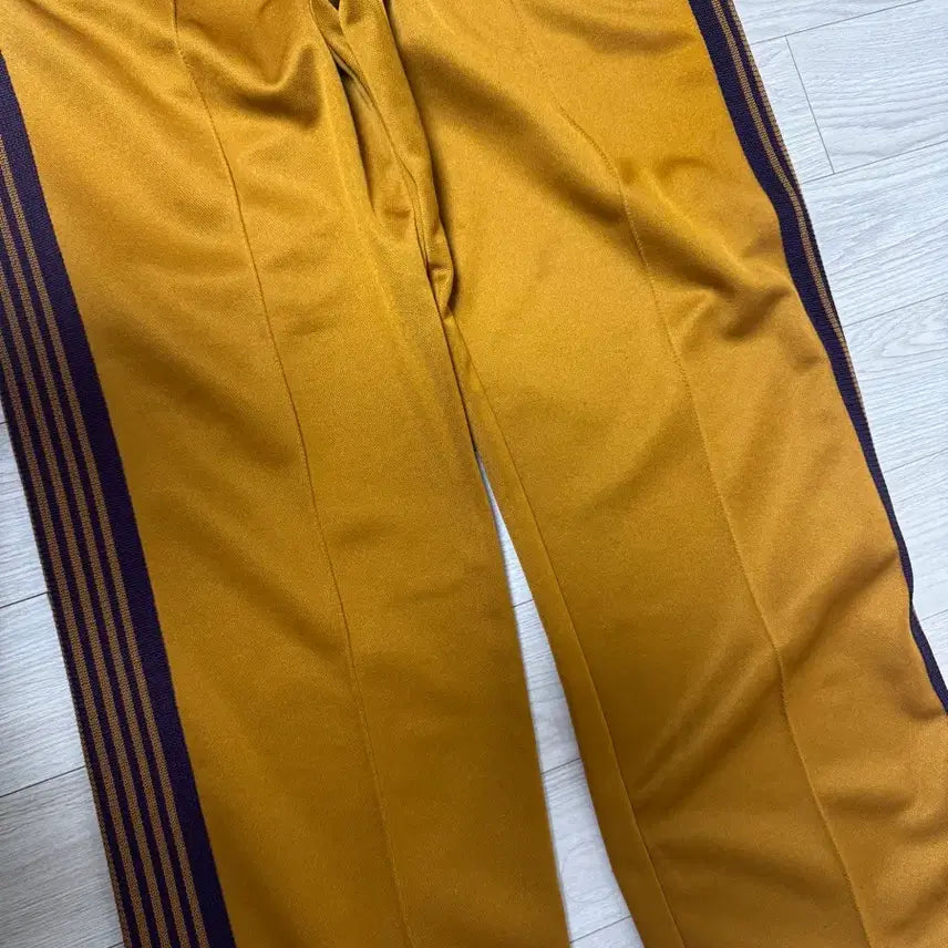 [BUNJANG] Needles Track Pants Straight M / 니들스 트랙팬츠 스트레이트 M