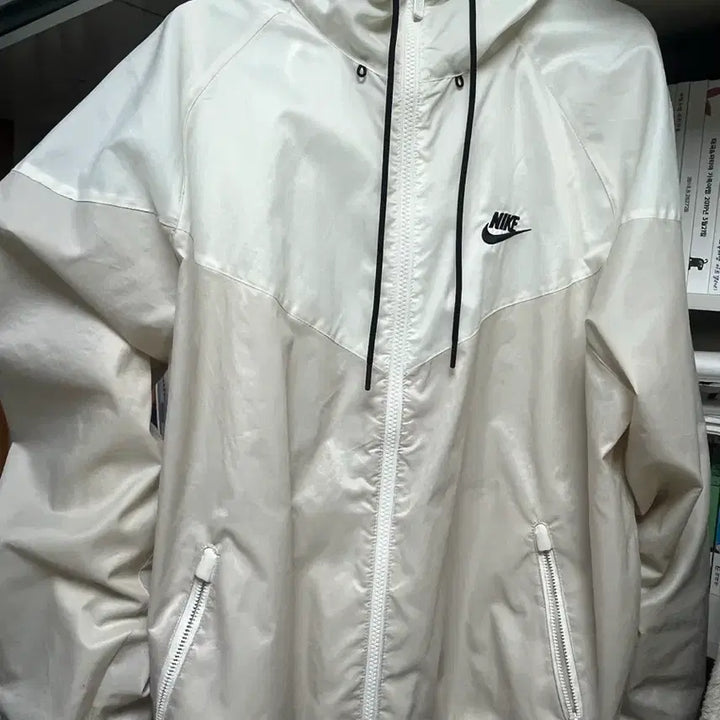 [BUNJANG] Nike Windbreaker White XL / 나이키 바람막이 정품
