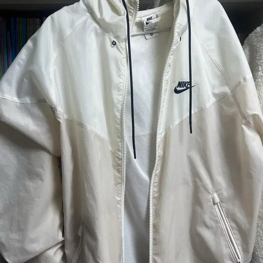 [BUNJANG] Nike Windbreaker White XL / 나이키 바람막이 정품