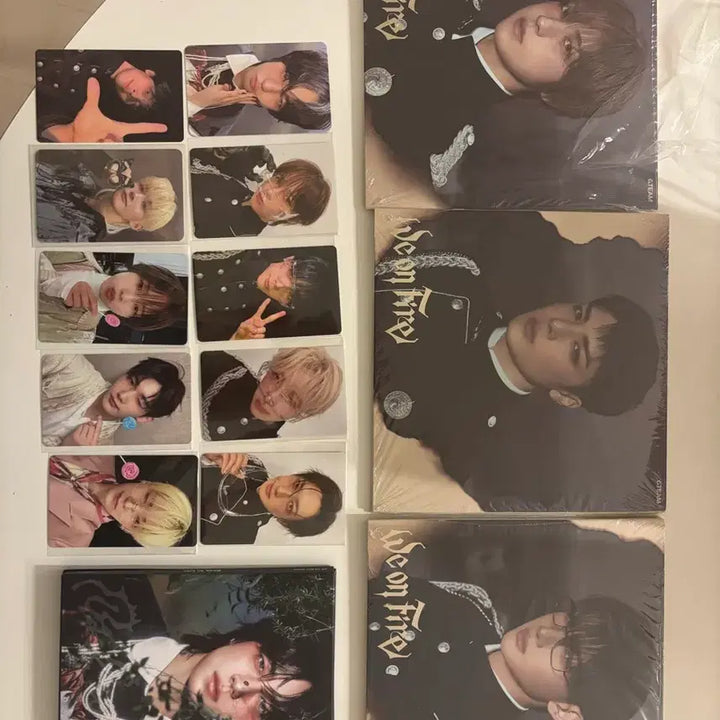 [BUNJANG]  &amp;TEAM Bundle Set Unsealed Weverse POB (Taki, Maki, Jo, Nicholas, K, Yuma, Fuma, HuMA) Back to the Future &amp; ON: THE NEW WORLD / 하자x,인증o)앤팀 일괄 미개봉 위버스 특전 개인반 솔로반 위온파 백투라