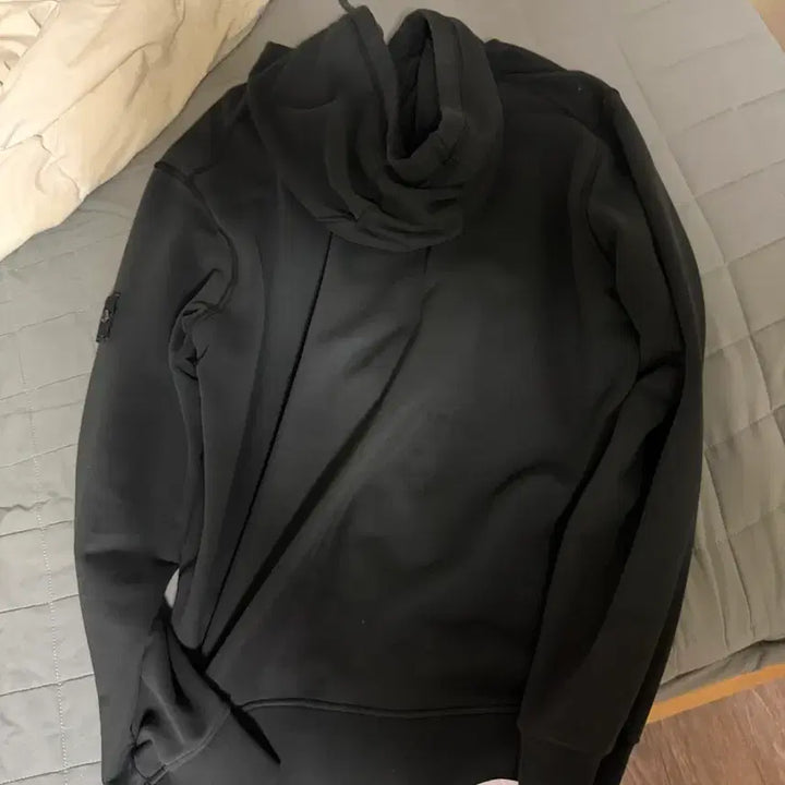 [BUNJANG] Stone Island Black Hoodie XL / 24FW 스톤아일랜드 블랙 후드티 Xl 팝니다