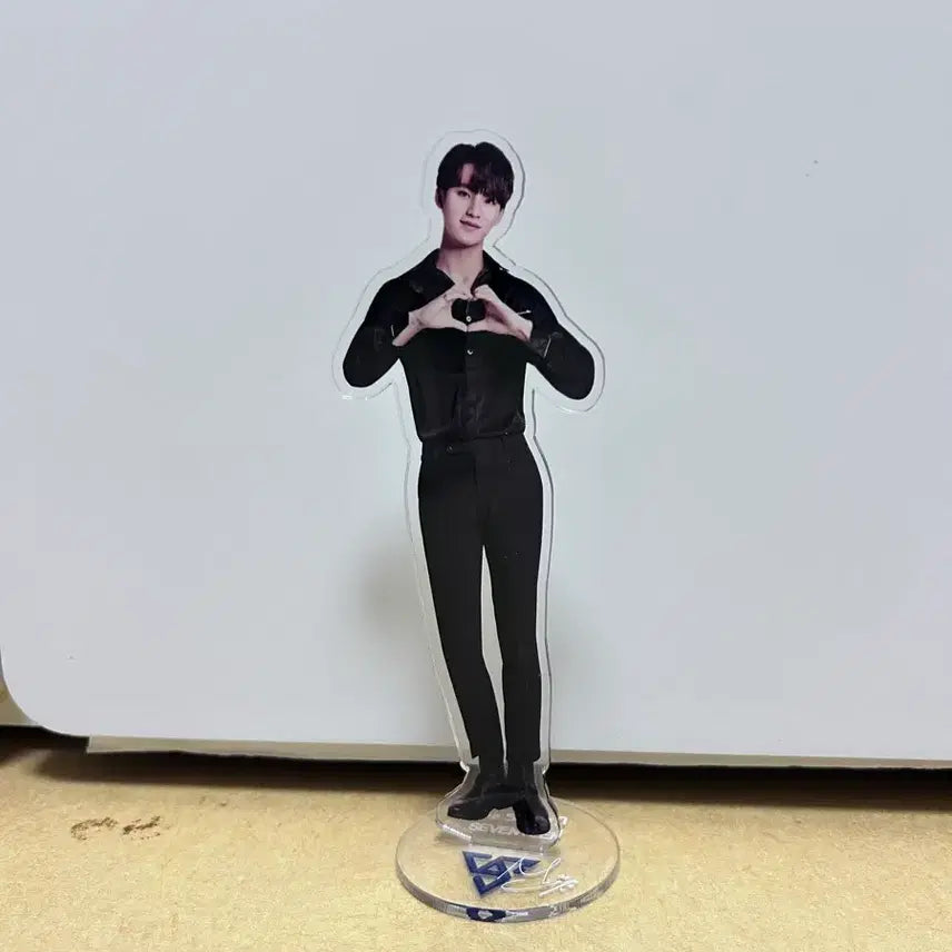 [BUNJANG] SEVENTEEN Mingyu The SAEM Standee / 세븐틴 민규 더샘 등신대