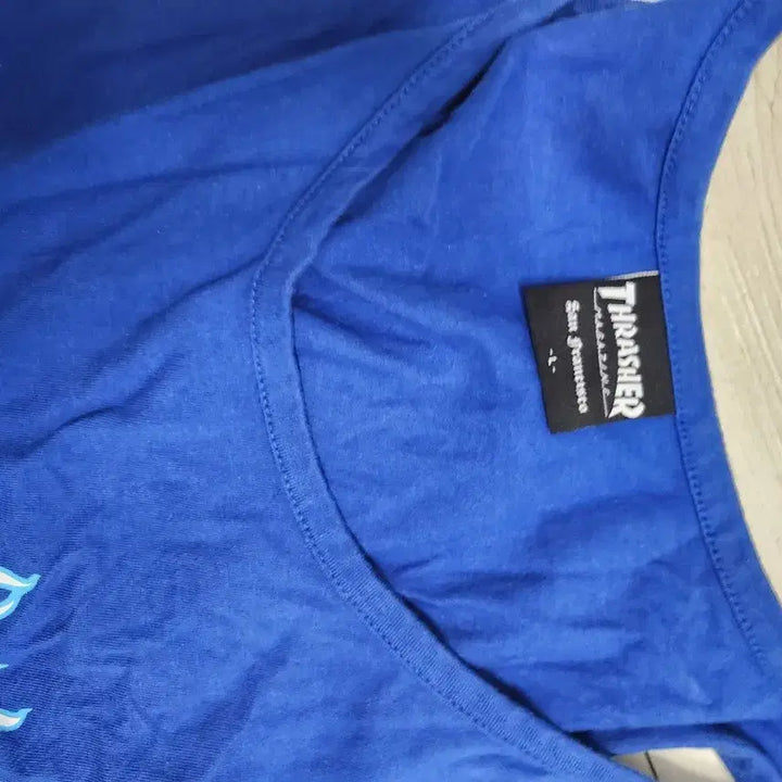[BUNJANG] Thrasher Fire Logo Blue Sleeveless T-Shirt / 트래셔 파이어 로고 블루 민소매티