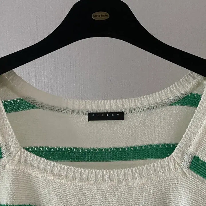 [BUNJANG] Sisley Green Stripe Knit Top / 시슬리 그린 스트라이프 니트 탑