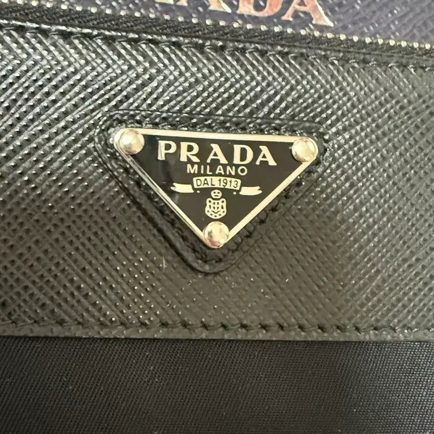 [BUNJANG] Prada Triangle Logo Mini Pouch Wallet 2MB031 / 프라다 트라이엥글 로고 미니 파우치 지갑 2MB031