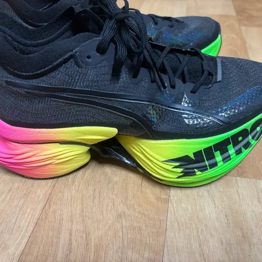 [BUNJANG] Puma Fast-R Carbon Running Shoes (245) / 푸마 한정판 카본러닝화 패스트로이드 245