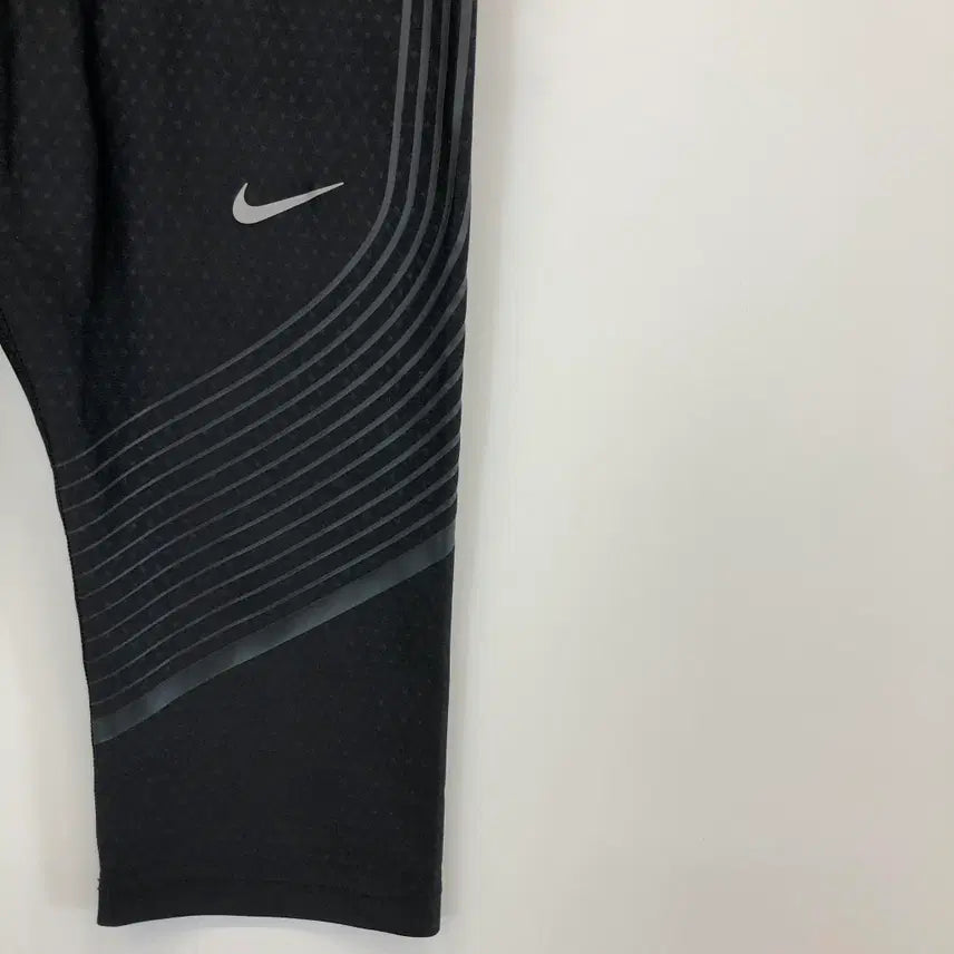 [BUNJANG] Nike Dri-FIT Power Speed 7/8 Running Tights / 나이키 드라이핏 러닝 파워스피드 7부타이즈 M