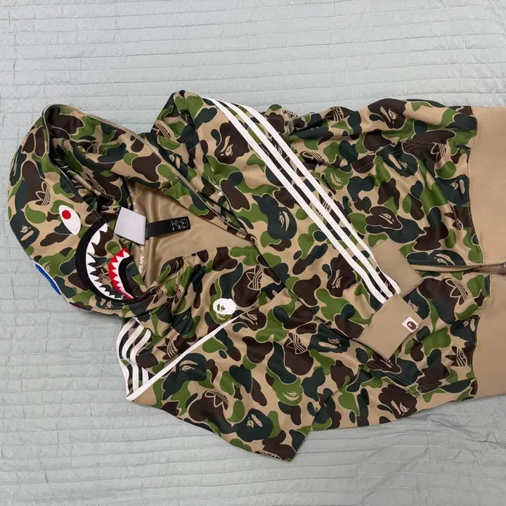 [BUNJANG] BAPE x Adidas Beckem Denim Jacket 3XL / 베이프 아디다스 녹계 3XL 베디다스