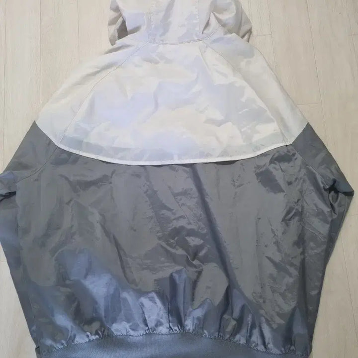 [BUNJANG] Nike Windrunner Jacket / 나이키 윈드러너 자켓 팝니다
