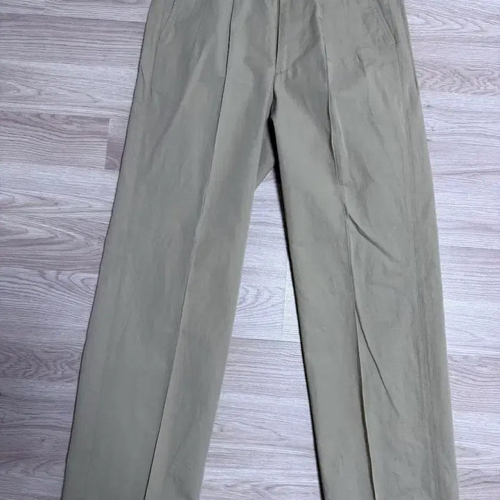 [BUNJANG] Old Joe Front Tuck Army Trouser Dune 32 / OLDJOE FRONT TUCK ARMY TROUSER dune 32
