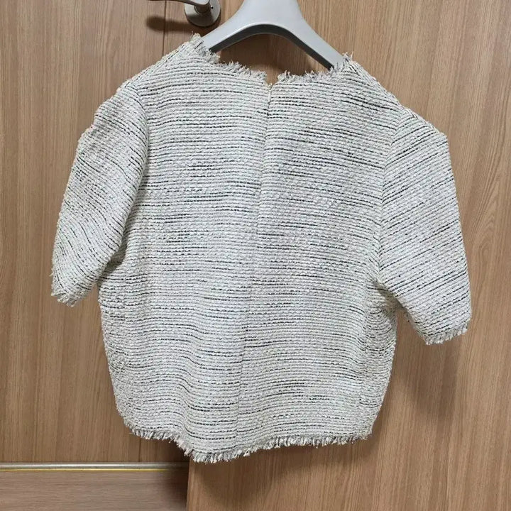 [BUNJANG] ORR Tweed Deep V-Neck Blouse L / 오르 ORR  트위드 딥넥 블라우스 L