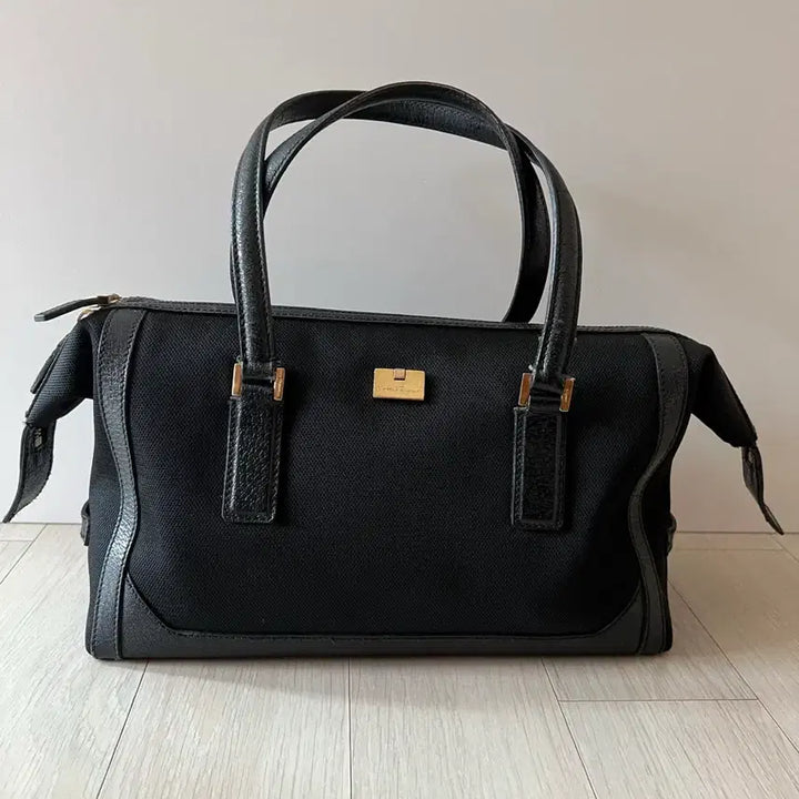 [BUNJANG] Salvatore Ferragamo Black Leather Gold Logo Tote Bag / 페라가모