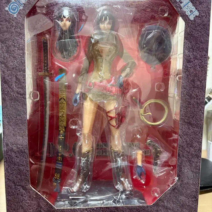 [BUNJANG] One Piece Nico Robin Western Ver. 1/7 Scale Figure / 원피스 니코 로빈 웨스턴 Ver. 피규어 희귀 판매합니다