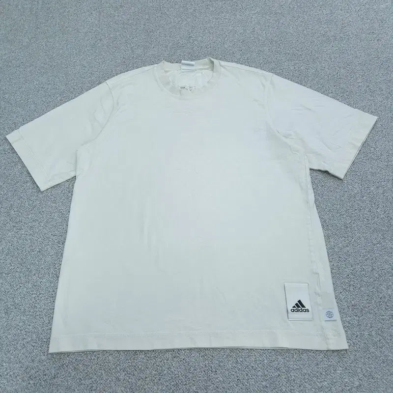 [BUNJANG] Adidas Short Sleeve T-Shirt - Medium / M 아디다스 반팔 티 | C