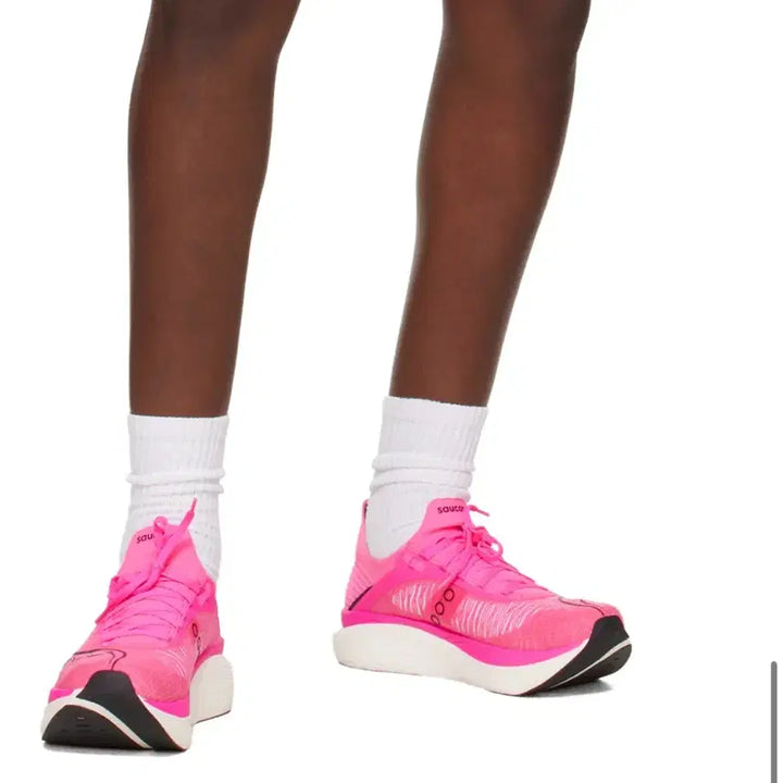 [BUNJANG] Saucony Endorphin Elite 2 Running Shoes (Size 43.5) / 써코니 엔돌핀 엘리트2 43.5