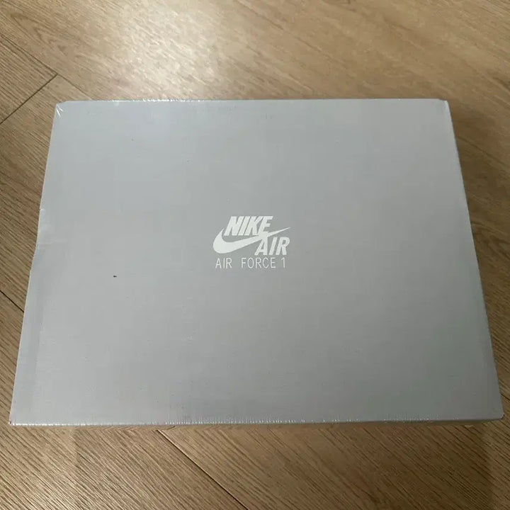 [SOLD OUT] 나이키 에어포스1 미개봉 새상품 230mm