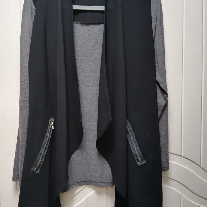 [BUNJANG] Black Long Layered Cardigan Vest / 블랙 롱 조끼 레이어드 가디건