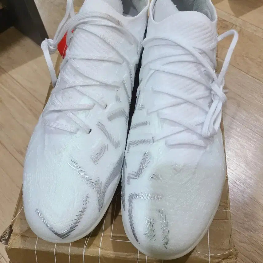 [BUNJANG] Li-Ning Fengrui TF Futsal Shoes / 리닝  fengrui tf 풋살화