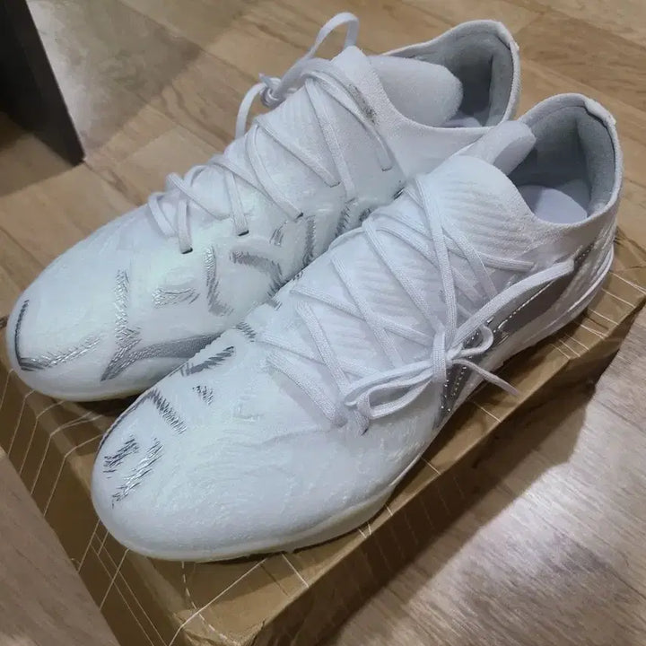 [BUNJANG] Li-Ning Fengrui TF Futsal Shoes / 리닝  fengrui tf 풋살화