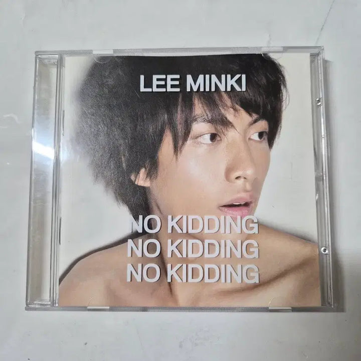 [BUNJANG] Lee Min Ki NO KIDDING CD / 이민기 NO KIDDING 초반 CD 깨끗합니다