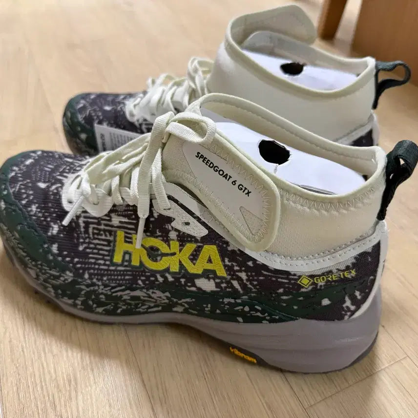 [BUNJANG] Hoka Speedgoat 6 GTX Trail Running Shoes / 호카 스피드고트 6 GTX 트레일 런닝화