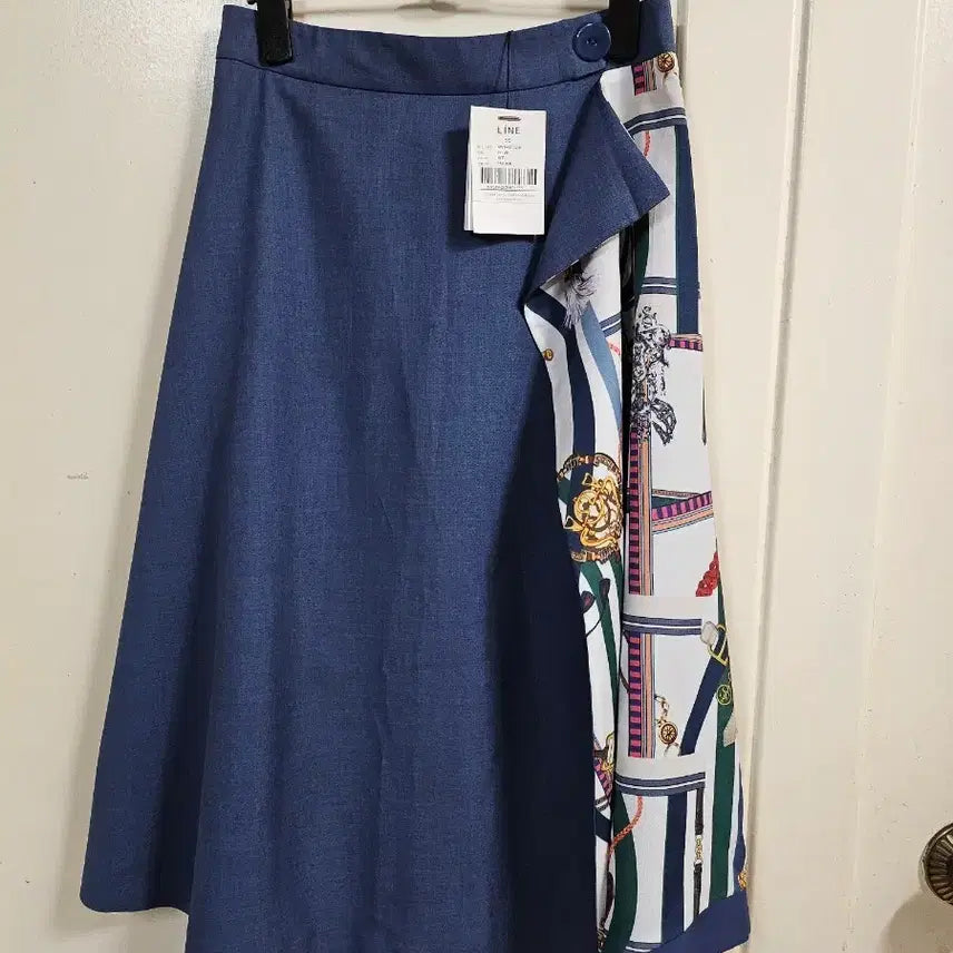 [SOLD OUT] 새제품)LINE라인 멋진 스커트55