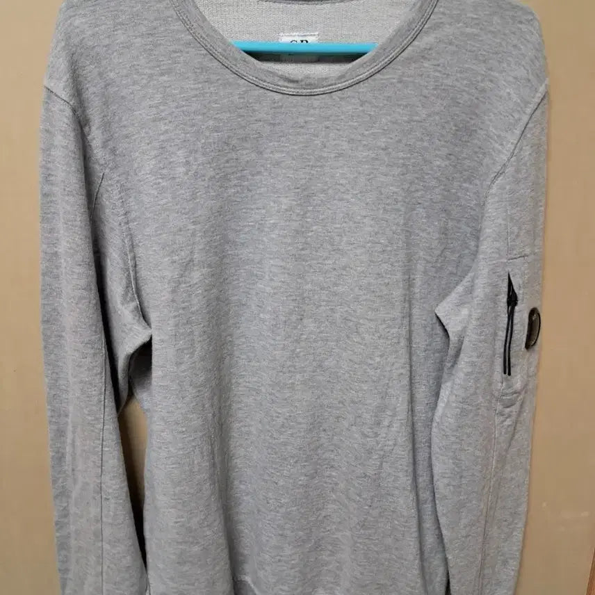 [BUNJANG] CP Company Lens Grey Sweatshirt M (95-100) / 정품 CP컴퍼니 렌즈 그레이 맨투맨 티셔츠 M(95~100)