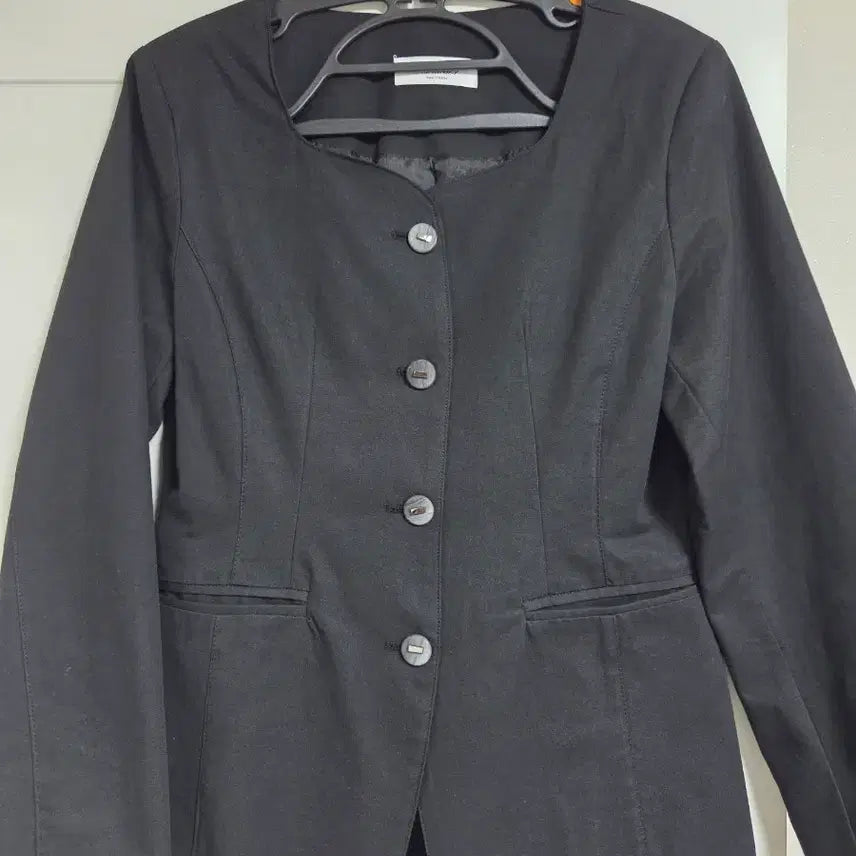 [BUNJANG] Stylenanda Black Square Neck Button Jacket / 스타일난다 블랙 스퀘어넥 버튼 자켓