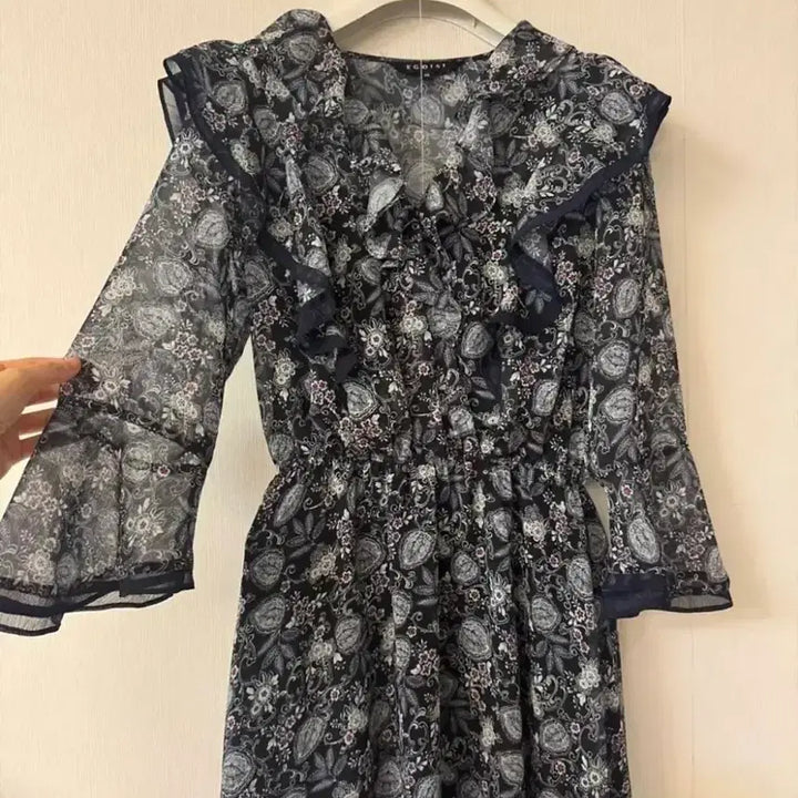 [BUNJANG] Egoist Frill Chiffon Dress / 에고이스트 정가28만 프릴 쉬폰 원피스