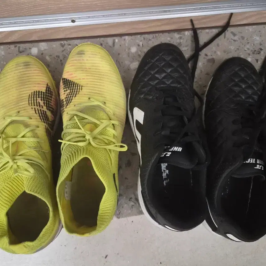[BUNJANG] Futsal Shoes Size 270 Bundle Set / 풋살화 270 일괄