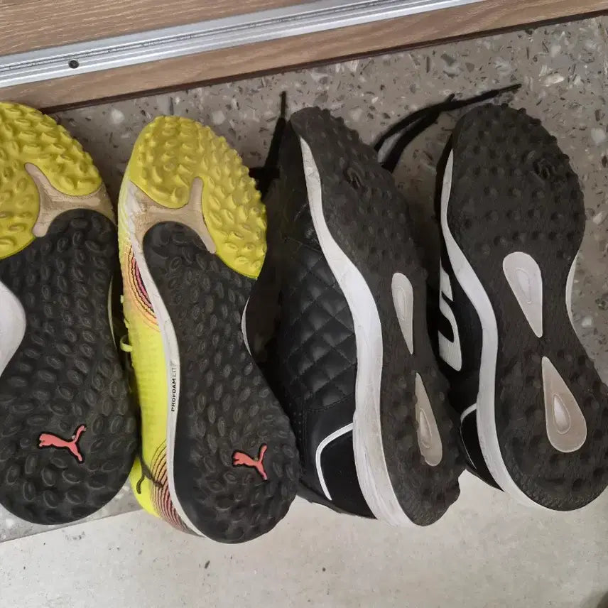[BUNJANG] Futsal Shoes Size 270 Bundle Set / 풋살화 270 일괄