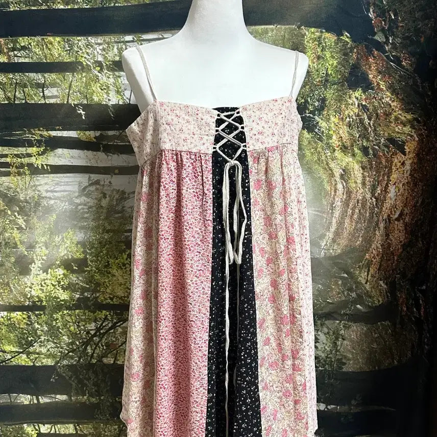 [BUNJANG] Katie Pink Floral Patchwork Dress Mori Girl Style / 일본 katie 케이티 잔꽃 패치워크 패치 원피스 모리 모리걸