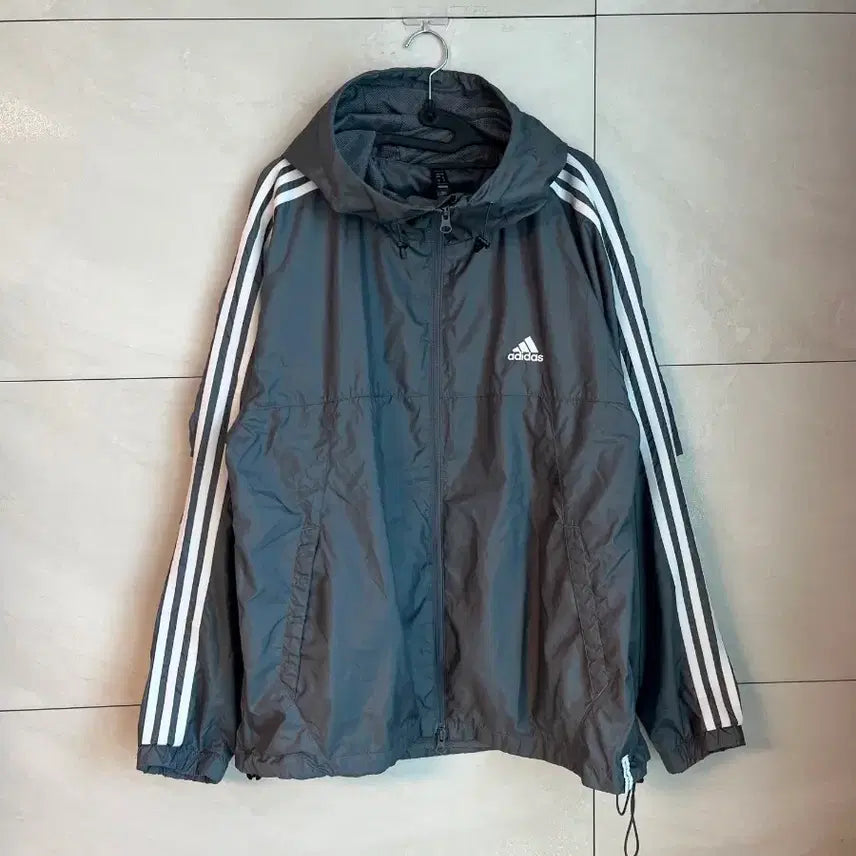 [BUNJANG] Adidas Essentials Loose Fit Windbreaker Gray [L] / 아디다스 에센셜 루즈핏 바람막이 그레이 [L]