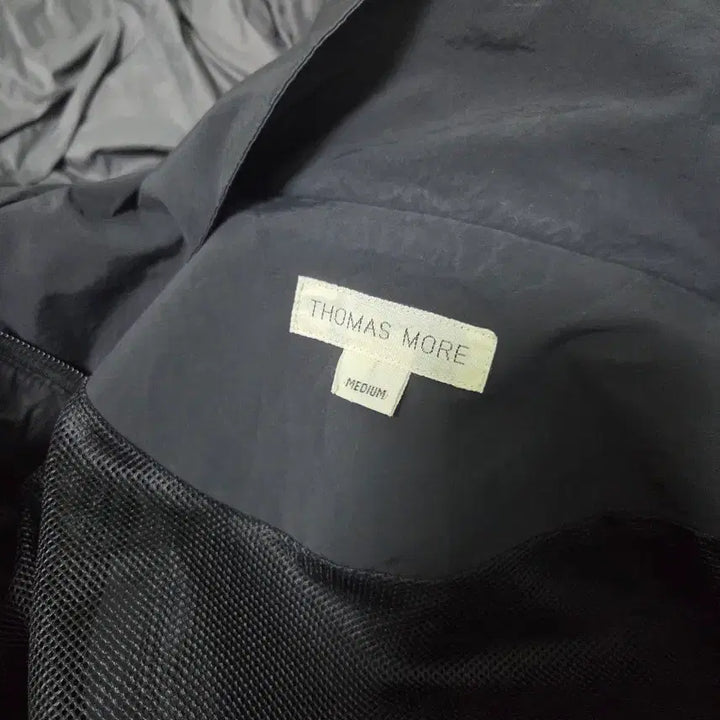 [BUNJANG] Thomasmore Black Windbreaker Jacket Size M / 토마스모어 블랙 바람막이 자켓 m 사이즈