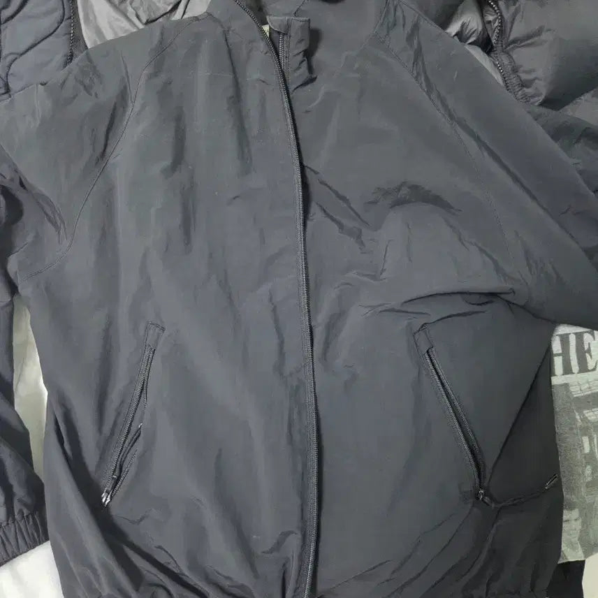 [BUNJANG] Thomasmore Black Windbreaker Jacket Size M / 토마스모어 블랙 바람막이 자켓 m 사이즈