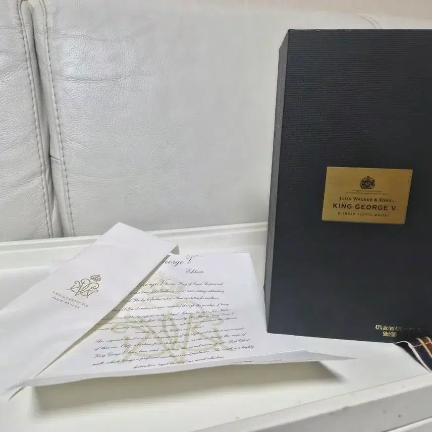 [BUNJANG] Johnnie Walker King George V, Royal Salute 21, Blue Label Empty Bottles Bundle / 조니워커 킹 조지 5세 위스키 공병외