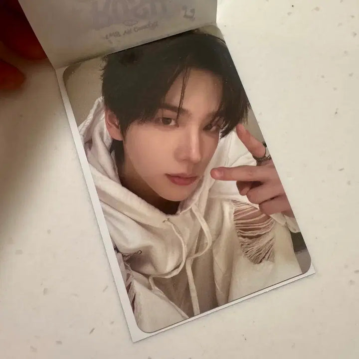 [BUNJANG] TWS Shinyu VR Concert Photocard / 투어스 신유 VR 콘서트 포카
