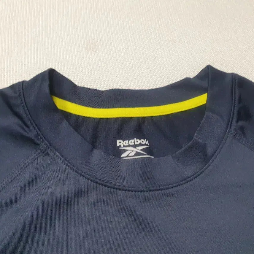 [BUNJANG] Reebok Long Sleeve Performance T-Shirt (Set of 2) / 리복 롱슬리브 기능성 티셔츠 95 네이비 블랙 2벌