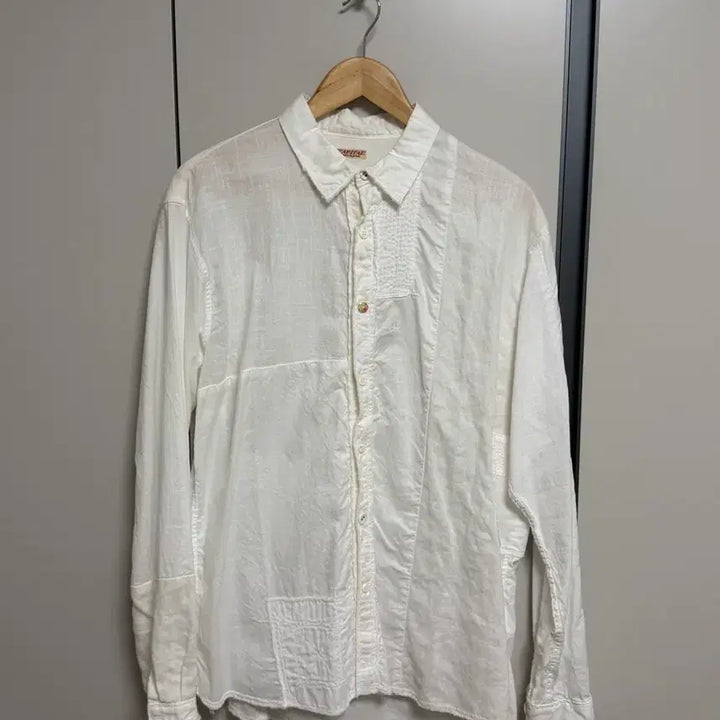 [BUNJANG] Capital Kathmandu White Linen Shirt (Size 4) / 캐피탈 카트만두 화이트 린넨 셔츠(4사이즈)