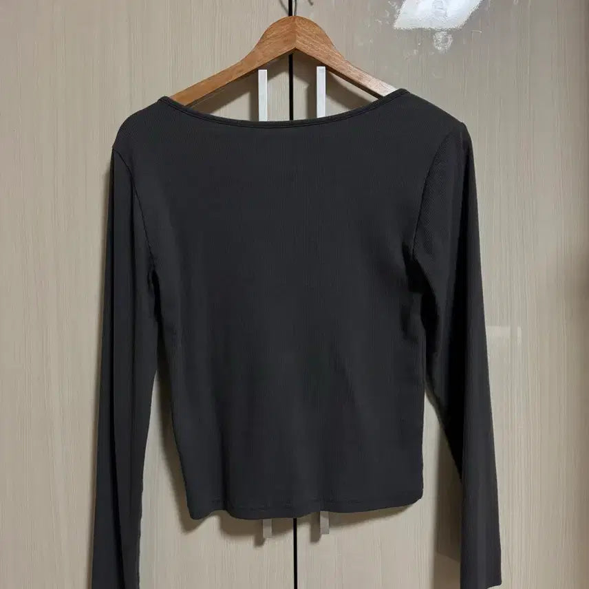 [BUNJANG] Giordano U-Neck Long Sleeve T-Shirt Charcoal M / 지오다노 U넥 긴팔티