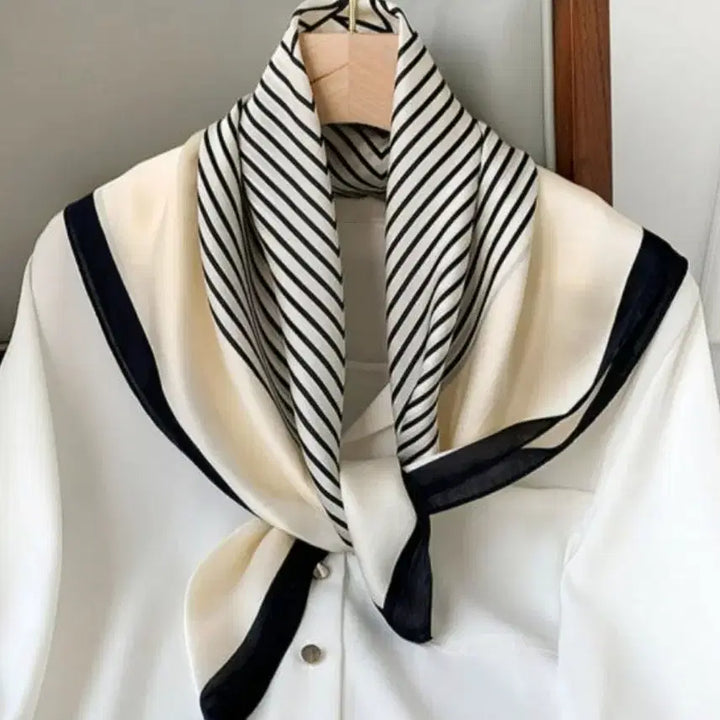[BUNJANG] White Stripe Scarf New / 화이트 스트라이프 스카프(새상품)