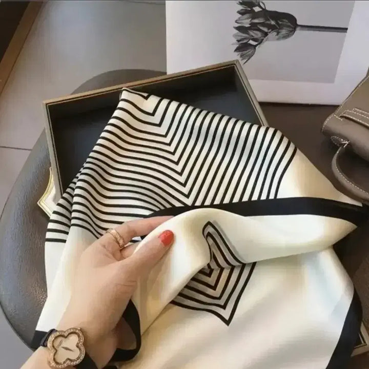 [BUNJANG] White Stripe Scarf New / 화이트 스트라이프 스카프(새상품)