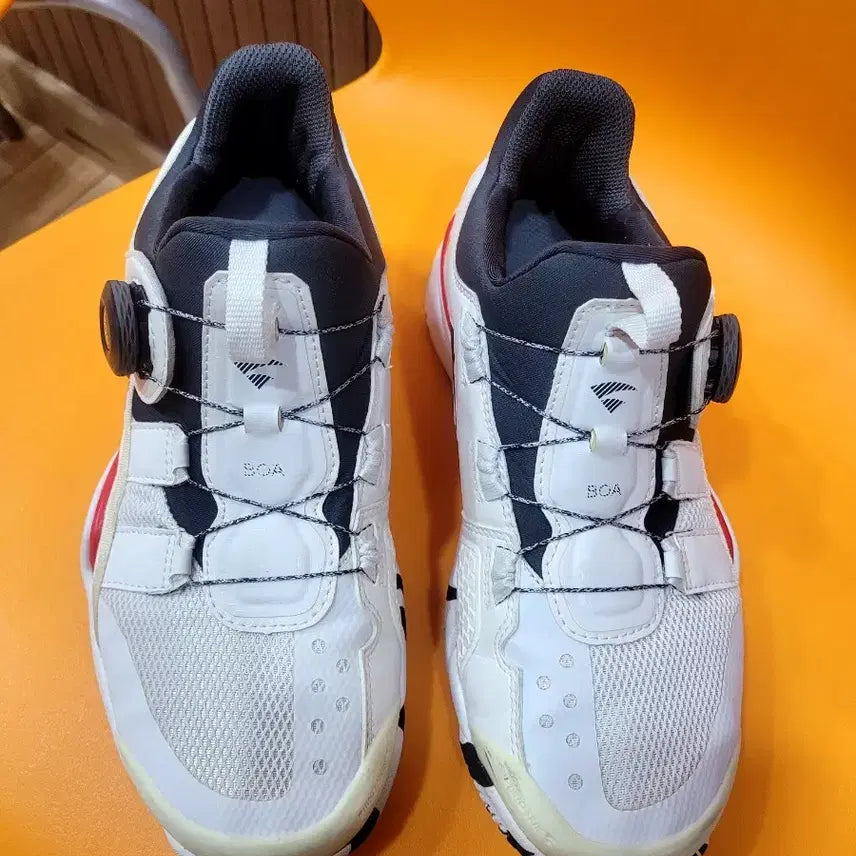 [BUNJANG] White BOA Dial Sneakers / 화이트 BOA 다이얼 운동화