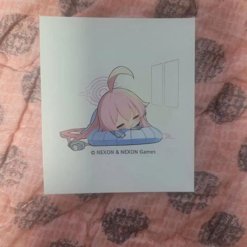 [SOLD OUT] 블루아카이브 스티커 16장 + 렌티큘러 카드 + 일러스트 엽서 일괄