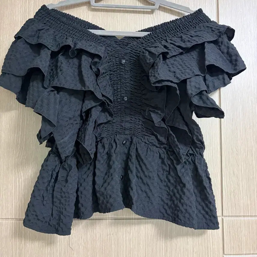 [BUNJANG] Japanese Off-the-Shoulder Two-Way Blouse / 일본 오프숄더 투웨이 블라우스
