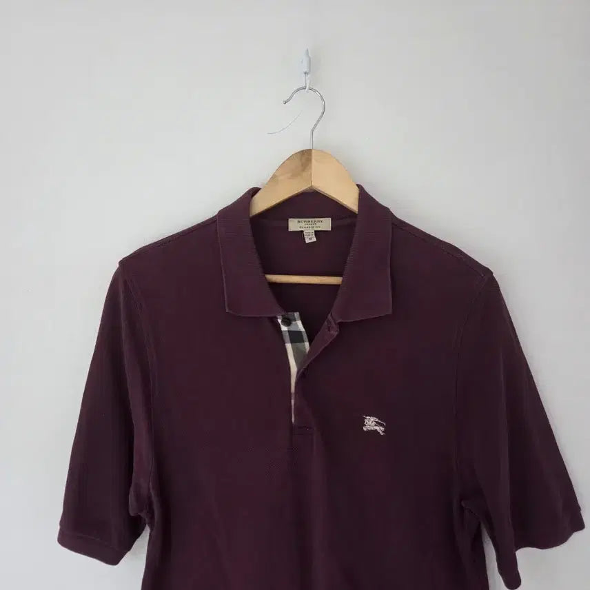 [BUNJANG] Burberry Authentic Burgundy Short Sleeve Polo Shirt (Size 95) / 버버리 정품 와인색 반팔카라티(95사이즈)