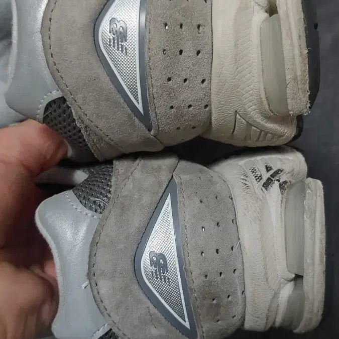 [BUNJANG] New Balance 2002R Sneakers 250 / 뉴발란스2002r 운동화 250