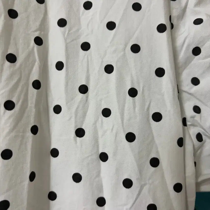 [BUNJANG] Layered Dot Print Short Sleeve Dress / 레이어드 도트 반팔 원피스/김아홉 빈블 바온 회렌 미쏘 에잇세컨즈 스파오
